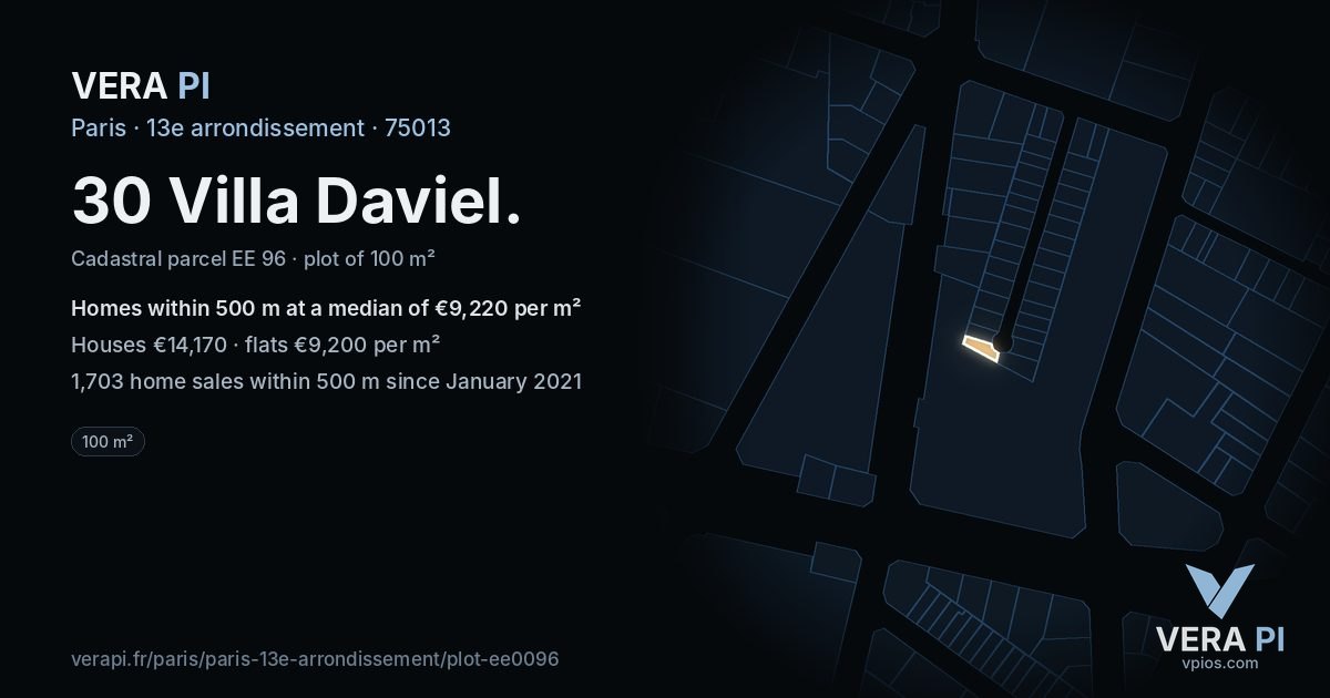 30 Villa Daviel, 13e arrondissement at night – the plot lit, the parcels around coloured by the prices near them