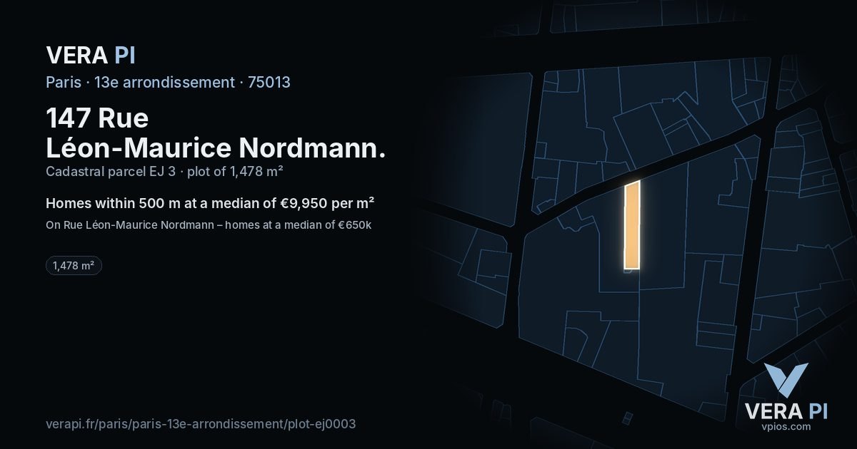 147 Rue Léon-Maurice Nordmann, 13e arrondissement at night – the plot lit, the parcels around coloured by the prices near them