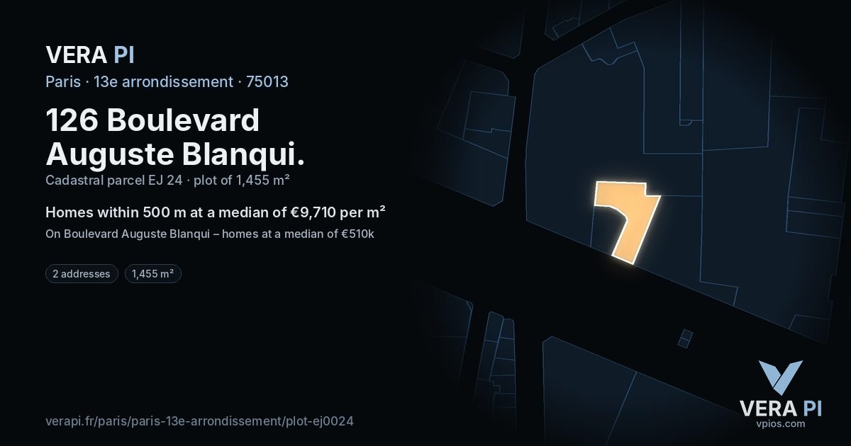 126 Boulevard Auguste Blanqui, 13e arrondissement at night – the plot lit, the parcels around coloured by the prices near them