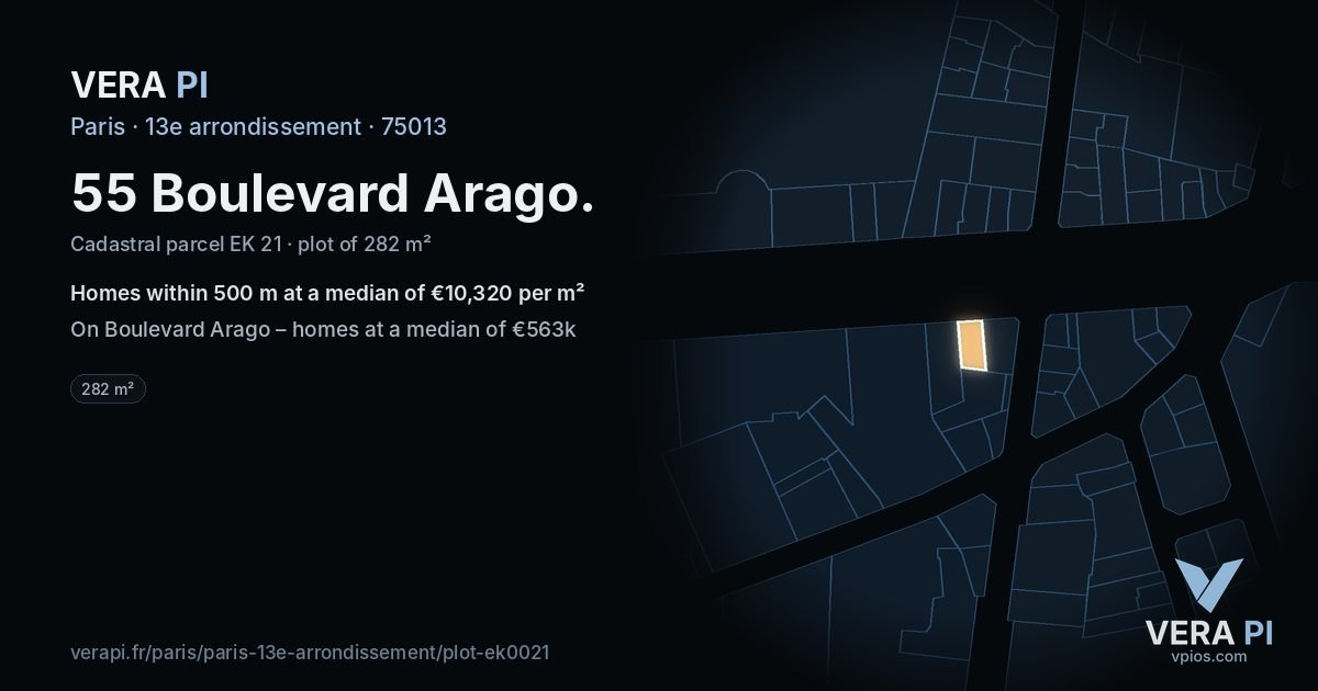 55 Boulevard Arago, 13e arrondissement at night – the plot lit, the parcels around coloured by the prices near them