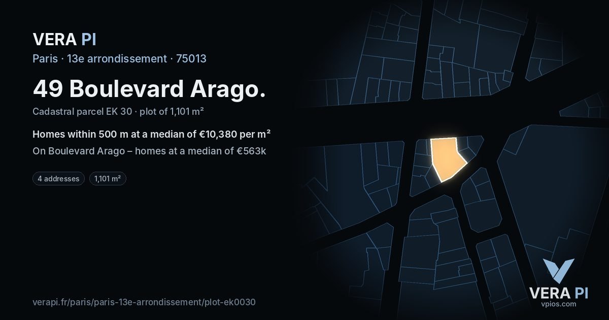 49 Boulevard Arago, 13e arrondissement at night – the plot lit, the parcels around coloured by the prices near them