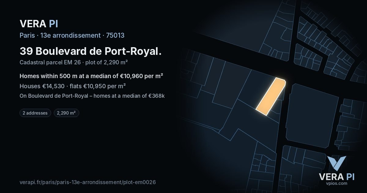 39 Boulevard de Port-Royal, 13e arrondissement at night – the plot lit, the parcels around coloured by the prices near them