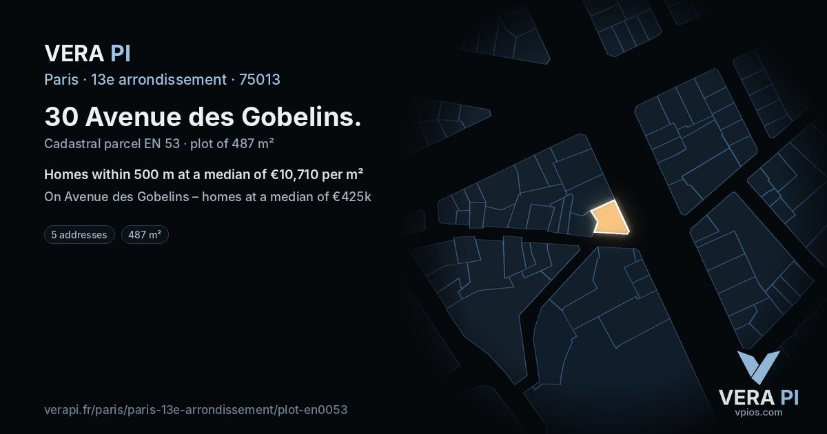 30 Avenue des Gobelins, 13e arrondissement at night – the plot lit, the parcels around coloured by the prices near them