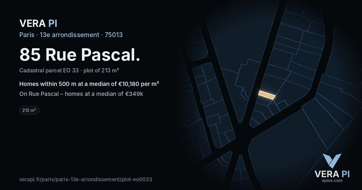 85 Rue Pascal, 13e arrondissement at night – the plot lit, the parcels around coloured by the prices near them