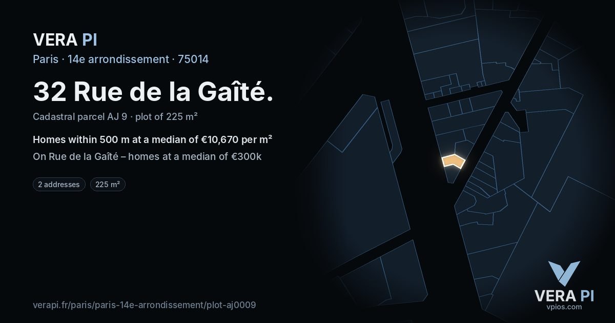 32 Rue de la Gaîté, 14e arrondissement at night – the plot lit, the parcels around coloured by the prices near them