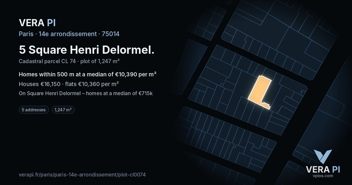 5 Square Henri Delormel, 14e arrondissement at night – the plot lit, the parcels around coloured by the prices near them
