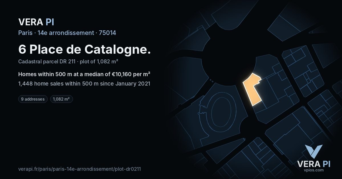 6 Place de Catalogne, 14e arrondissement at night – the plot lit, the parcels around coloured by the prices near them