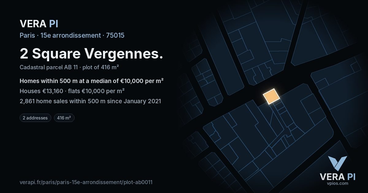 2 Square Vergennes, 15e arrondissement at night – the plot lit, the parcels around coloured by the prices near them