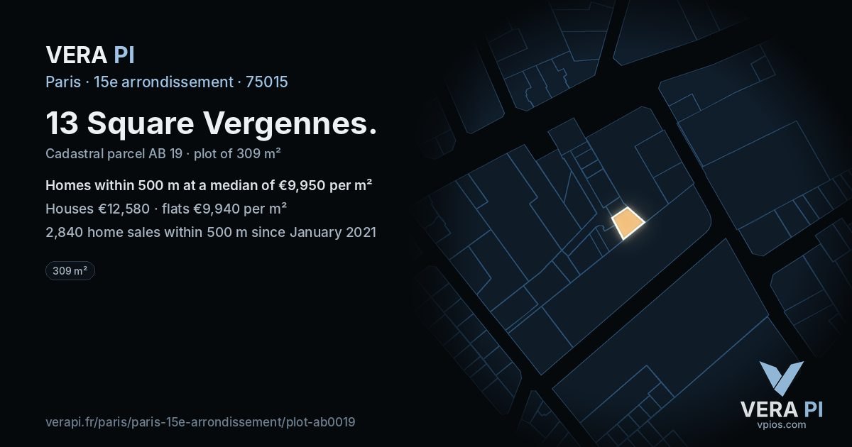 13 Square Vergennes, 15e arrondissement at night – the plot lit, the parcels around coloured by the prices near them