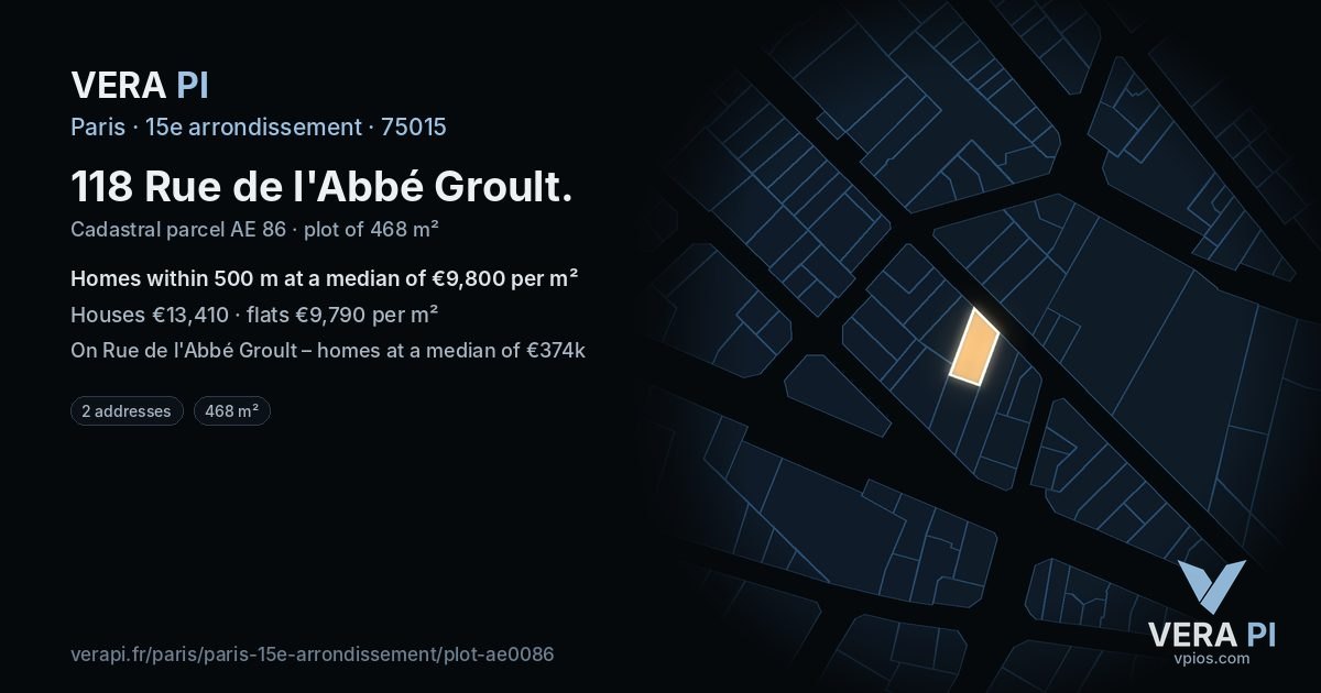 118 Rue de l'Abbé Groult, 15e arrondissement at night – the plot lit, the parcels around coloured by the prices near them