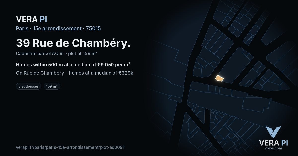 39 Rue de Chambéry, 15e arrondissement at night – the plot lit, the parcels around coloured by the prices near them