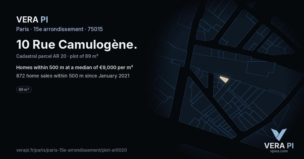 10 Rue Camulogène, 15e arrondissement at night – the plot lit, the parcels around coloured by the prices near them