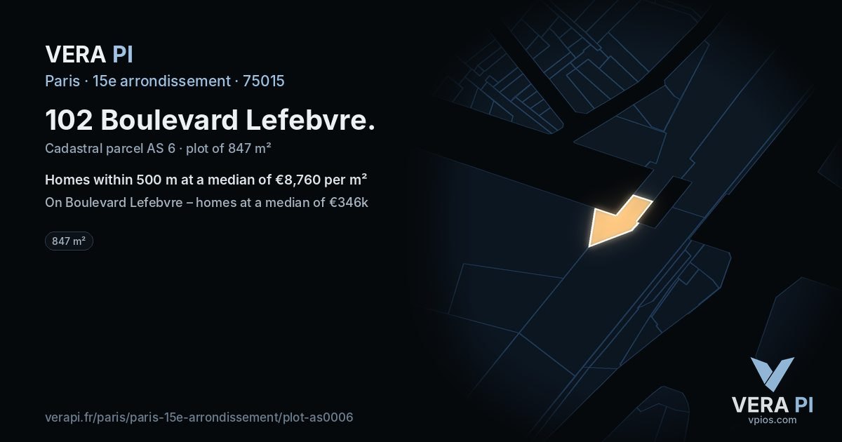102 Boulevard Lefebvre, 15e arrondissement at night – the plot lit, the parcels around coloured by the prices near them