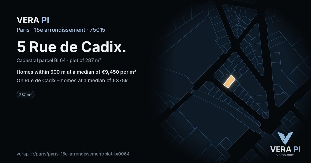 5 Rue de Cadix, 15e arrondissement at night – the plot lit, the parcels around coloured by the prices near them