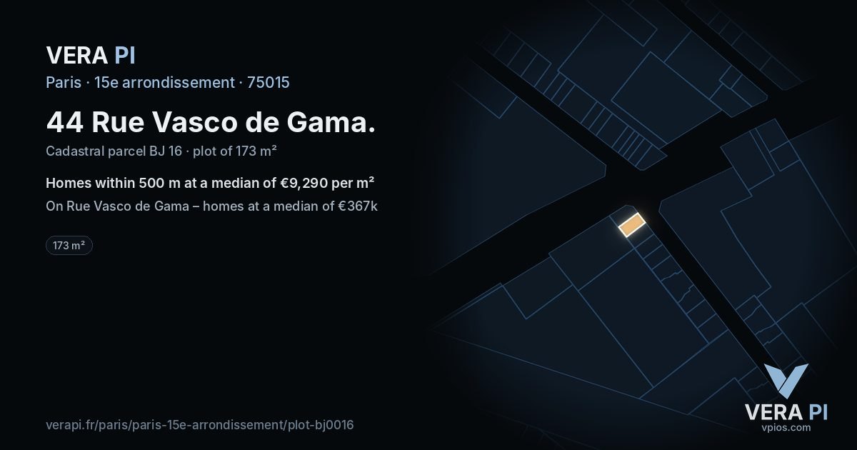 44 Rue Vasco de Gama, 15e arrondissement at night – the plot lit, the parcels around coloured by the prices near them
