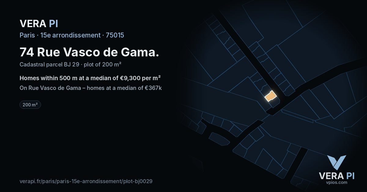 74 Rue Vasco de Gama, 15e arrondissement at night – the plot lit, the parcels around coloured by the prices near them