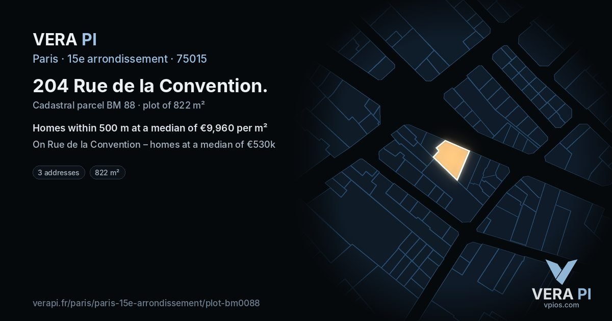 204 Rue de la Convention, 15e arrondissement at night – the plot lit, the parcels around coloured by the prices near them