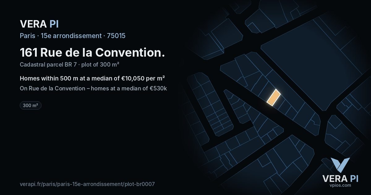 161 Rue de la Convention, 15e arrondissement at night – the plot lit, the parcels around coloured by the prices near them