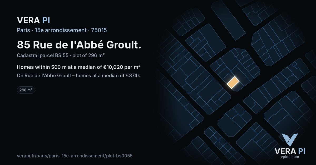85 Rue de l'Abbé Groult, 15e arrondissement at night – the plot lit, the parcels around coloured by the prices near them