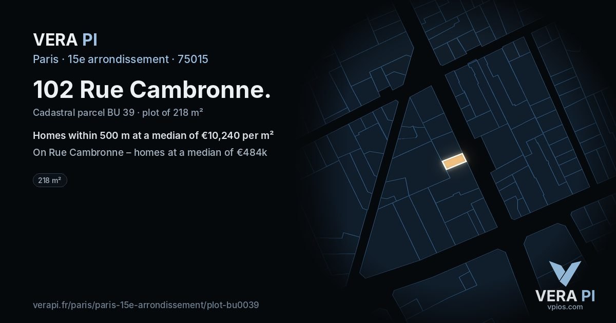 102 Rue Cambronne, 15e arrondissement at night – the plot lit, the parcels around coloured by the prices near them