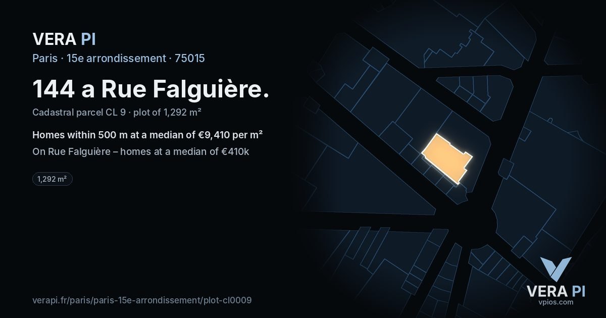 144 a Rue Falguière, 15e arrondissement at night – the plot lit, the parcels around coloured by the prices near them