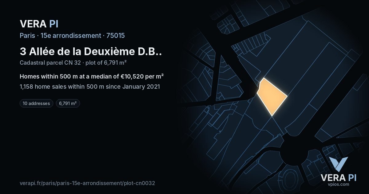 3 Allée de la Deuxième D.B., 15e arrondissement at night – the plot lit, the parcels around coloured by the prices near them