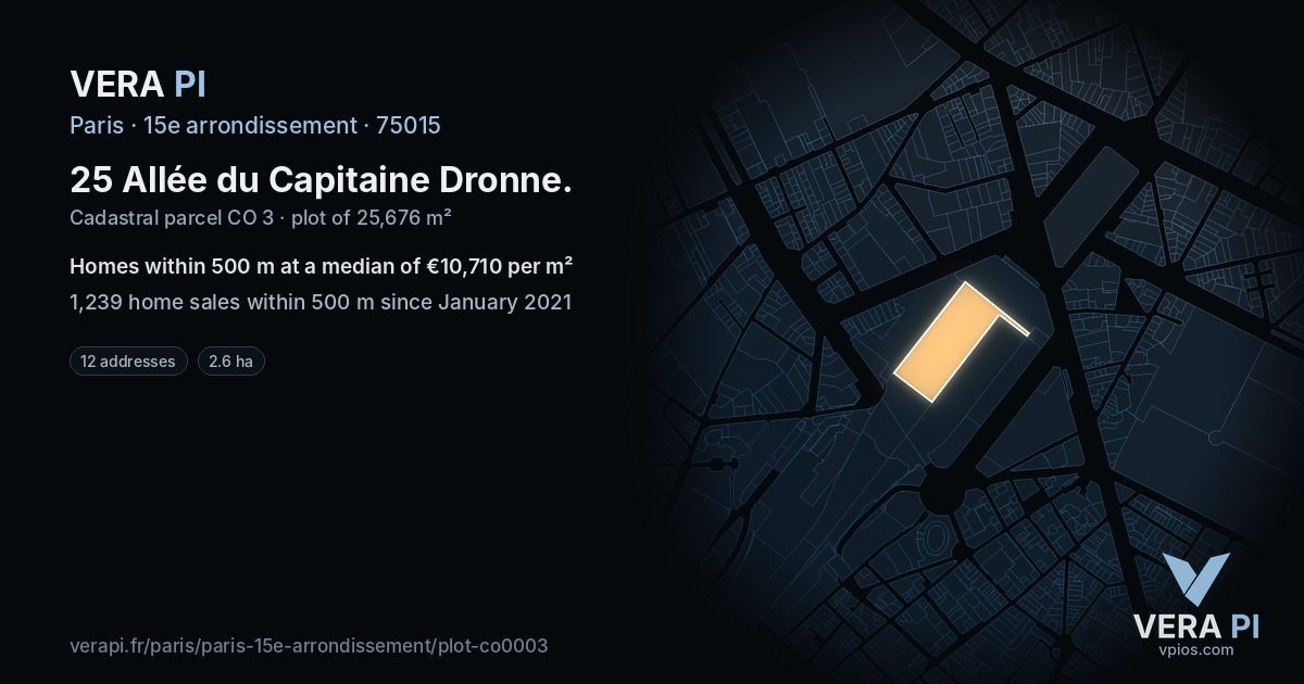 25 Allée du Capitaine Dronne, 15e arrondissement at night – the plot lit, the parcels around coloured by the prices near them