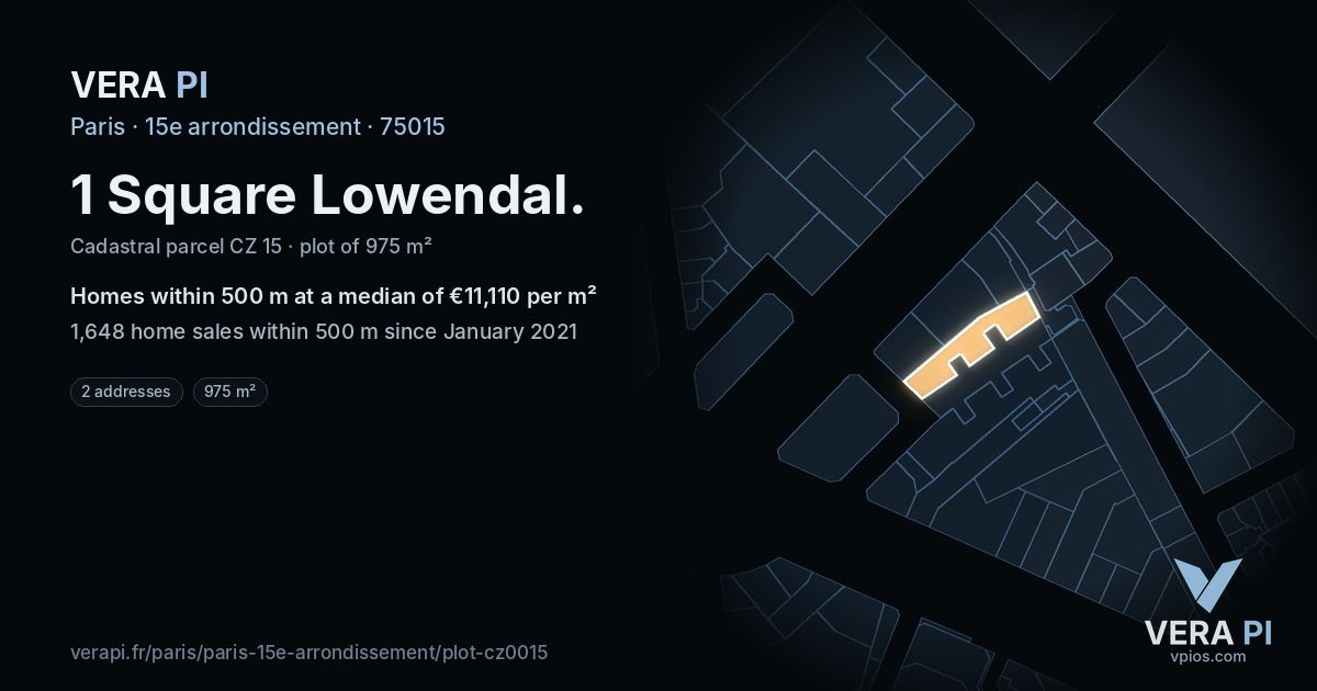 1 Square Lowendal, 15e arrondissement at night – the plot lit, the parcels around coloured by the prices near them