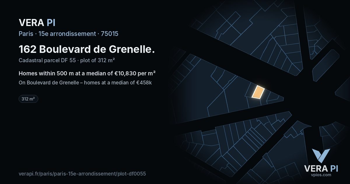 162 Boulevard de Grenelle, 15e arrondissement at night – the plot lit, the parcels around coloured by the prices near them