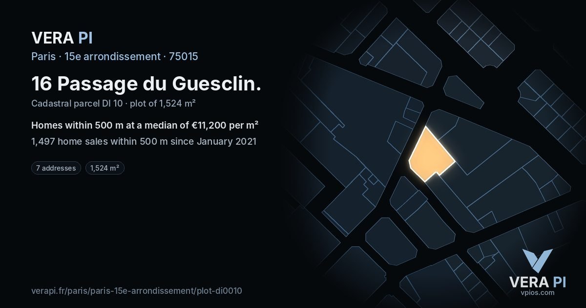 16 Passage du Guesclin, 15e arrondissement at night – the plot lit, the parcels around coloured by the prices near them