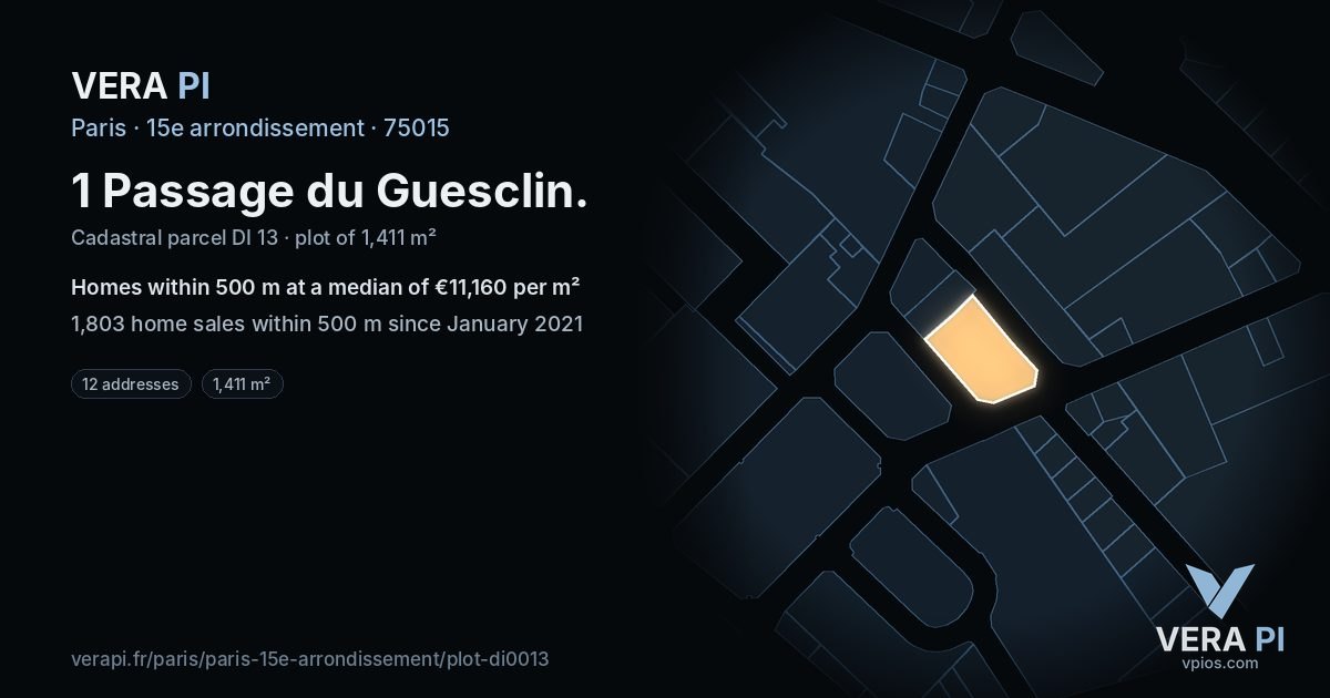1 Passage du Guesclin, 15e arrondissement at night – the plot lit, the parcels around coloured by the prices near them