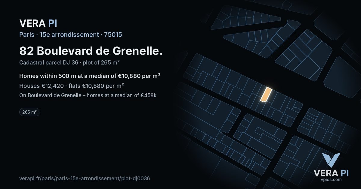 82 Boulevard de Grenelle, 15e arrondissement at night – the plot lit, the parcels around coloured by the prices near them