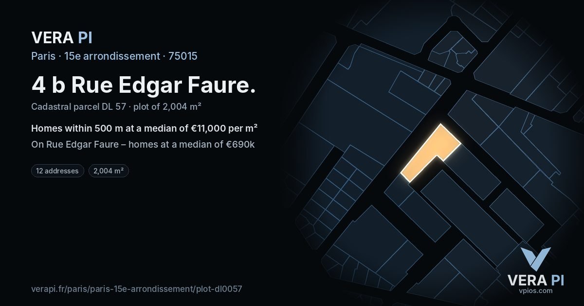 4 b Rue Edgar Faure, 15e arrondissement at night – the plot lit, the parcels around coloured by the prices near them