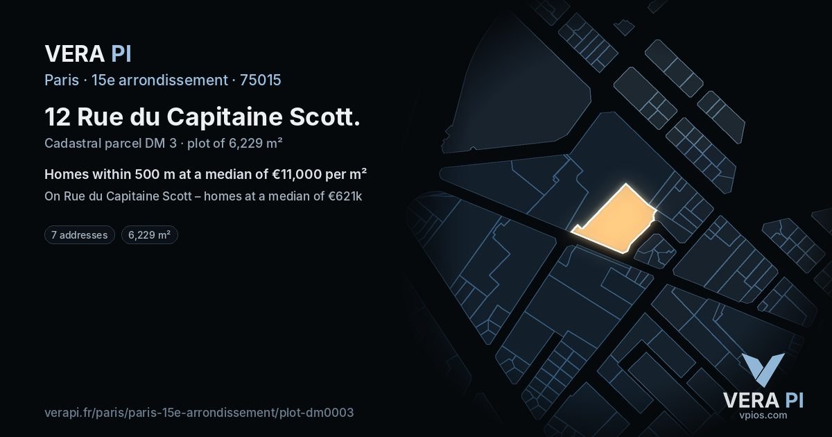 12 Rue du Capitaine Scott, 15e arrondissement at night – the plot lit, the parcels around coloured by the prices near them