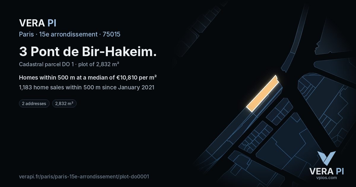 3 Pont de Bir-Hakeim, 15e arrondissement at night – the plot lit, the parcels around coloured by the prices near them