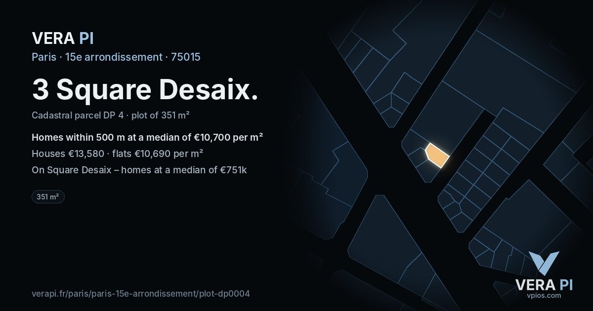 3 Square Desaix, 15e arrondissement at night – the plot lit, the parcels around coloured by the prices near them