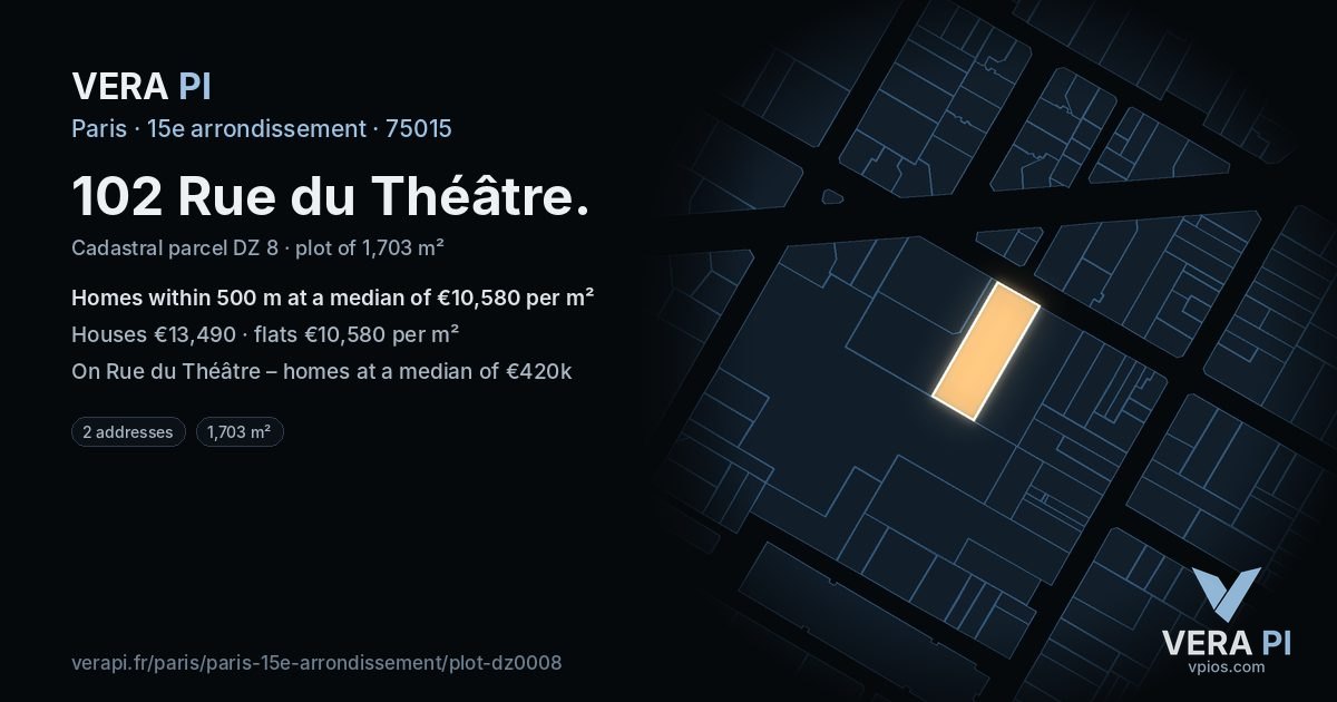 102 Rue du Théâtre, 15e arrondissement at night – the plot lit, the parcels around coloured by the prices near them