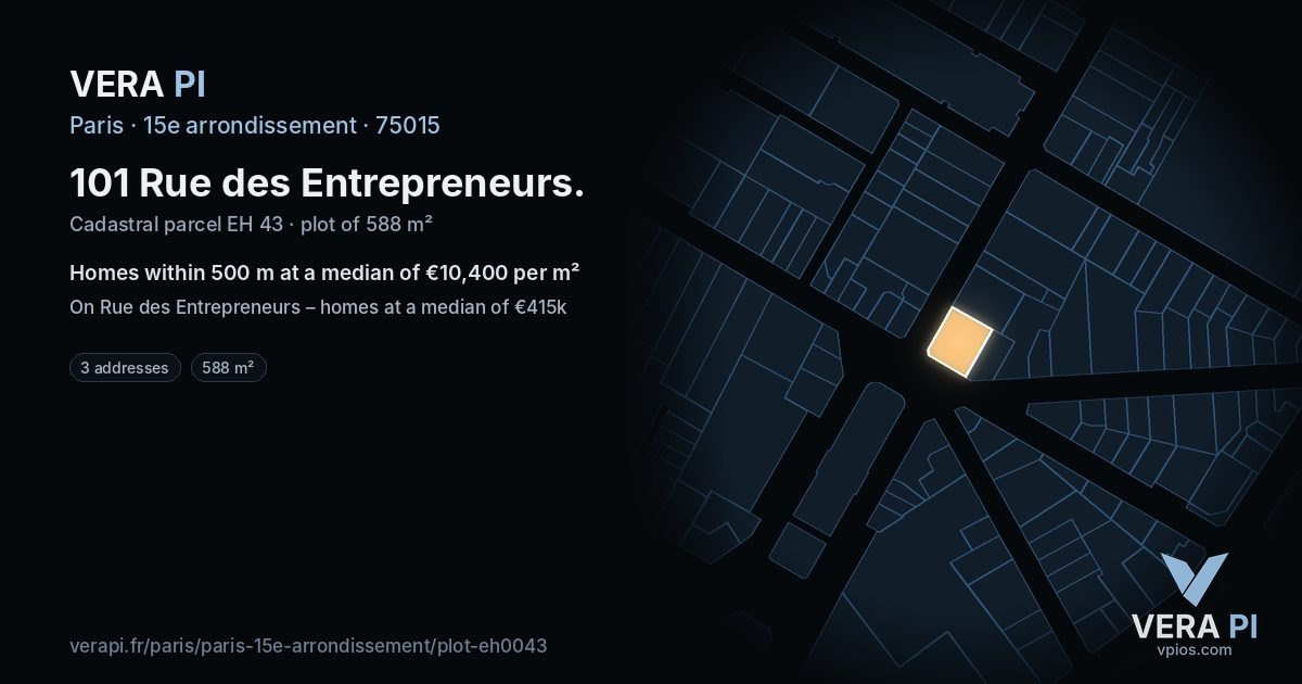 101 Rue des Entrepreneurs, 15e arrondissement at night – the plot lit, the parcels around coloured by the prices near them