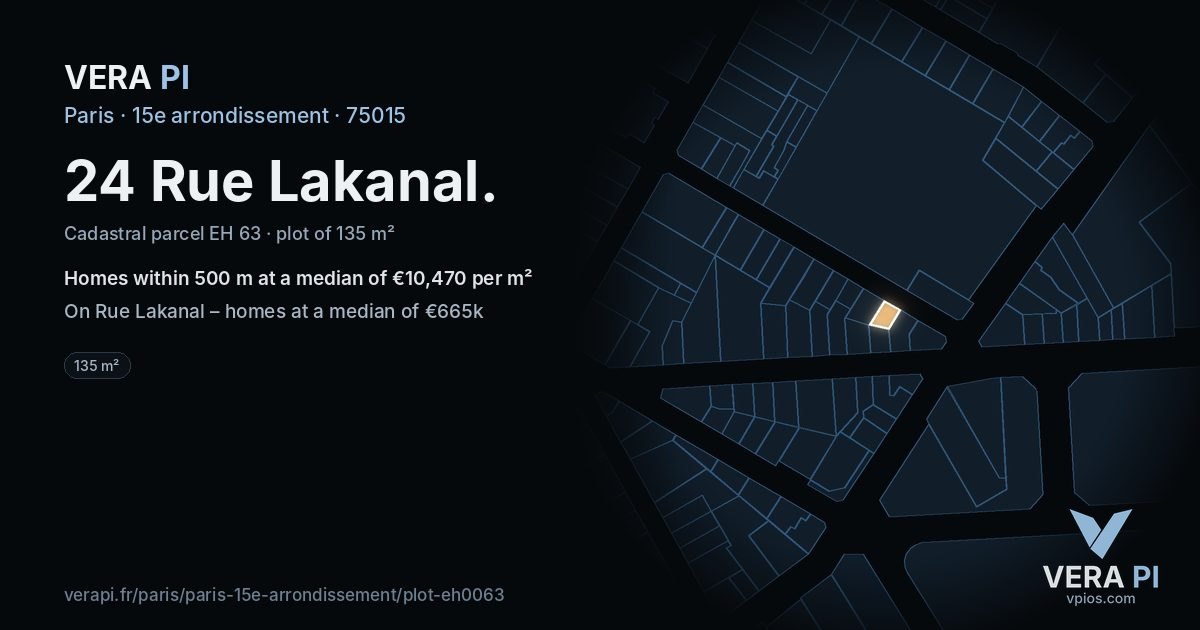 24 Rue Lakanal, 15e arrondissement at night – the plot lit, the parcels around coloured by the prices near them
