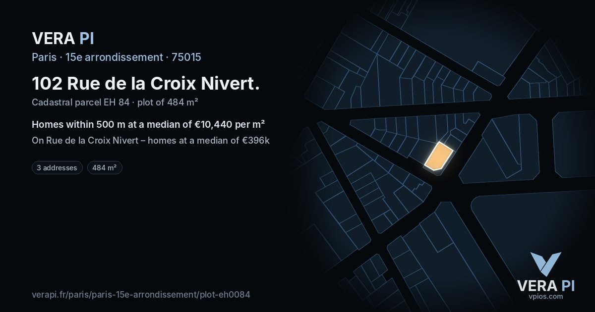 102 Rue de la Croix Nivert, 15e arrondissement at night – the plot lit, the parcels around coloured by the prices near them