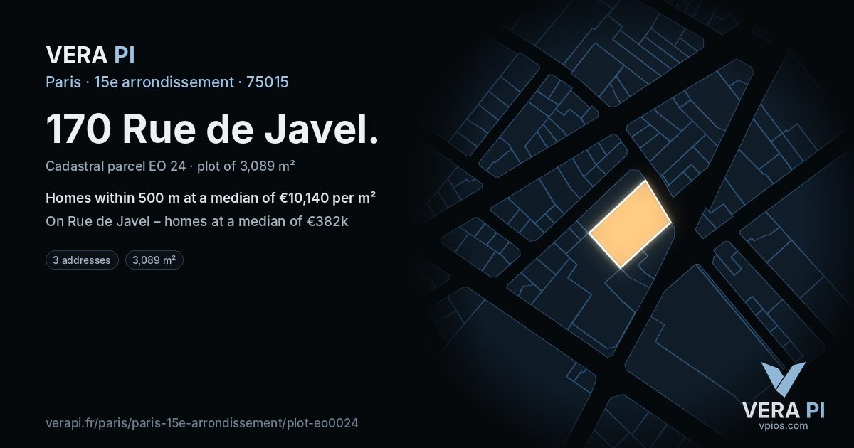 170 Rue de Javel, 15e arrondissement at night – the plot lit, the parcels around coloured by the prices near them
