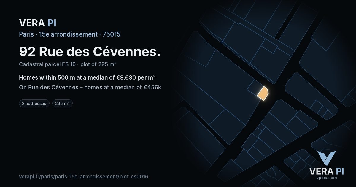 92 Rue des Cévennes, 15e arrondissement at night – the plot lit, the parcels around coloured by the prices near them
