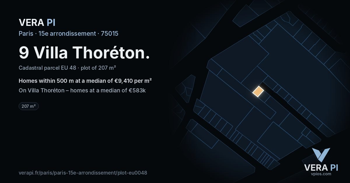 9 Villa Thoréton, 15e arrondissement at night – the plot lit, the parcels around coloured by the prices near them