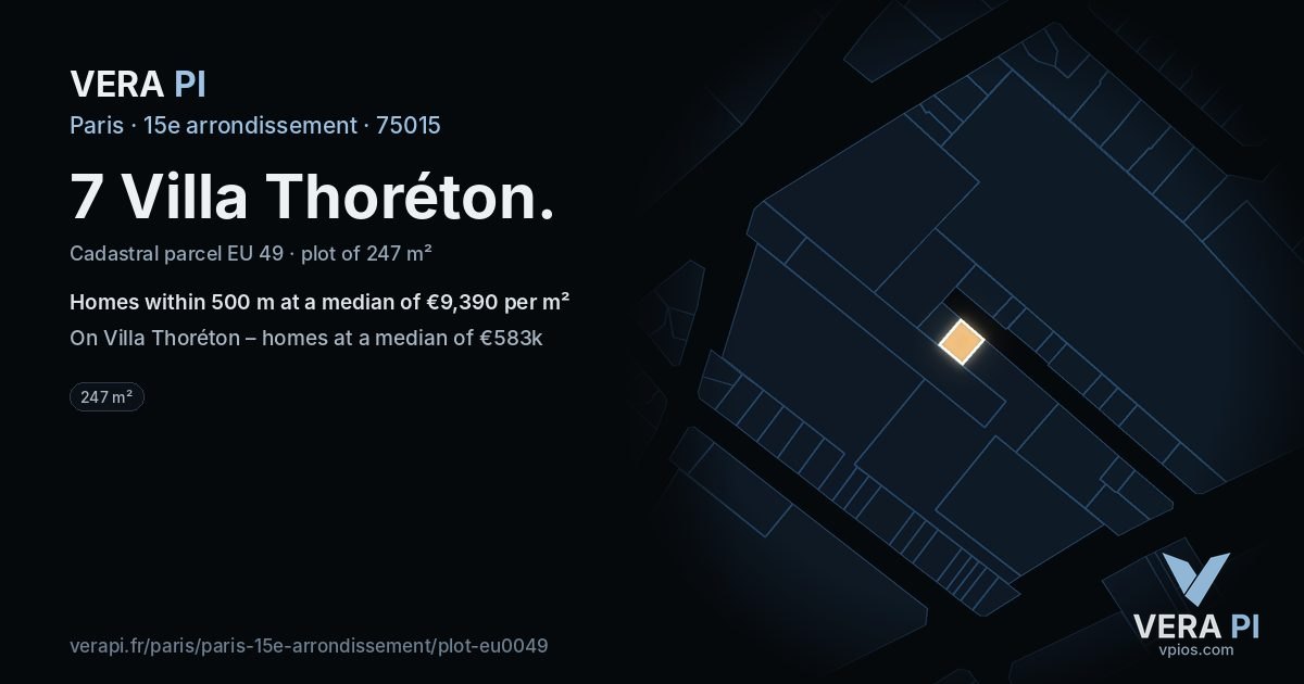 7 Villa Thoréton, 15e arrondissement at night – the plot lit, the parcels around coloured by the prices near them
