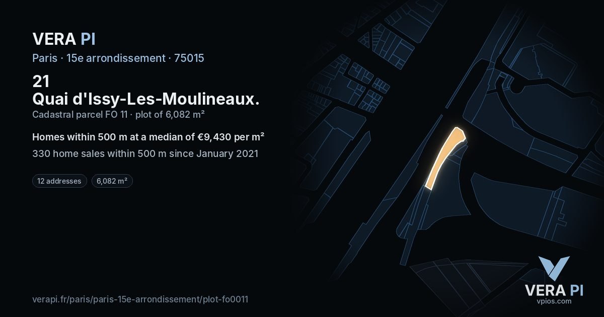 21 Quai d'Issy-Les-Moulineaux, 15e arrondissement at night – the plot lit, the parcels around coloured by the prices near them