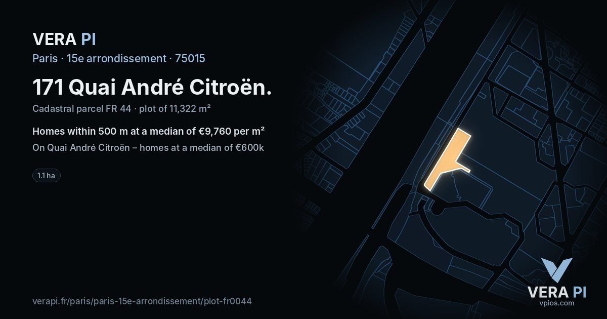 171 Quai André Citroën, 15e arrondissement at night – the plot lit, the parcels around coloured by the prices near them
