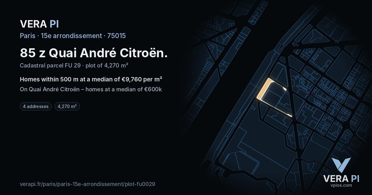 85 z Quai André Citroën, 15e arrondissement at night – the plot lit, the parcels around coloured by the prices near them