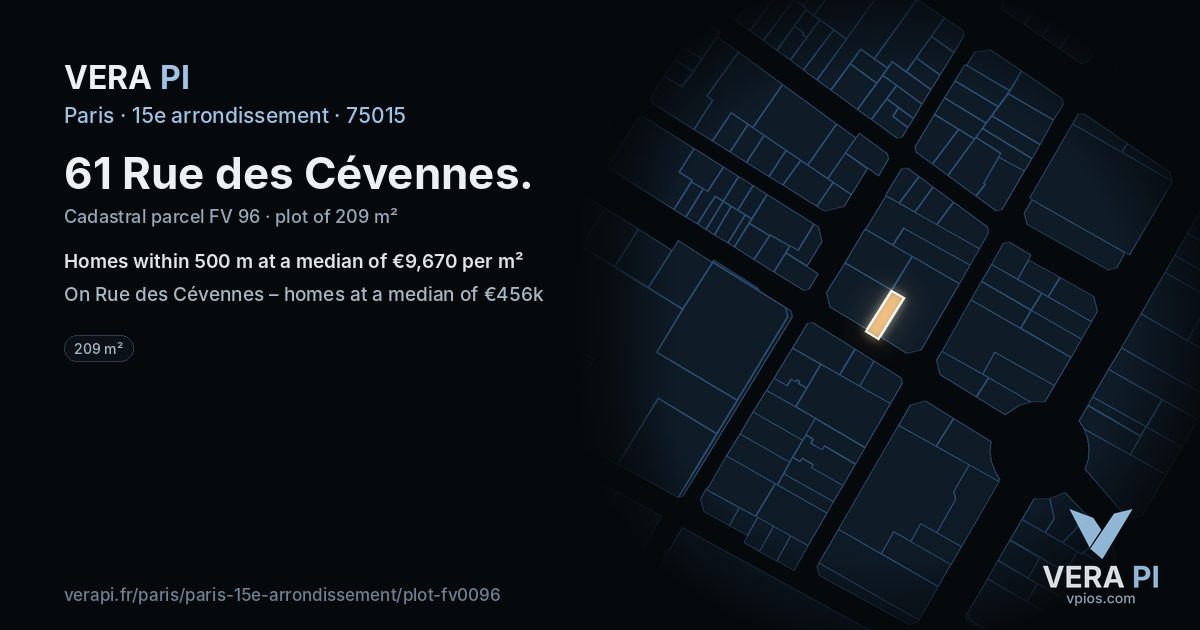 61 Rue des Cévennes, 15e arrondissement at night – the plot lit, the parcels around coloured by the prices near them