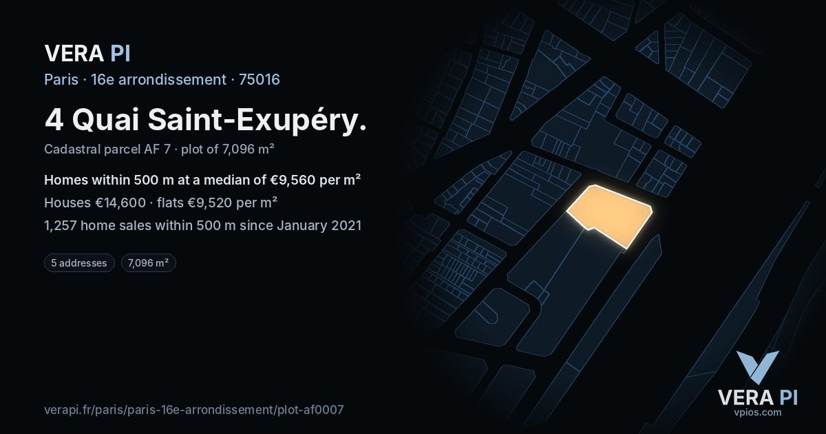 4 Quai Saint-Exupéry, 16e arrondissement at night – the plot lit, the parcels around coloured by the prices near them