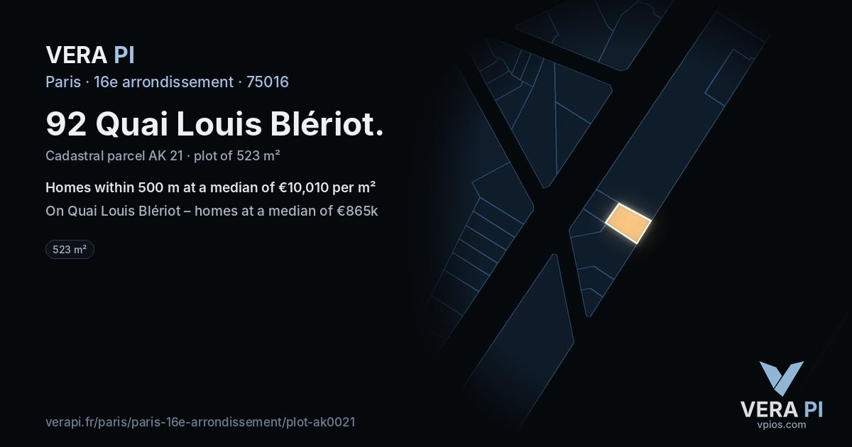92 Quai Louis Blériot, 16e arrondissement at night – the plot lit, the parcels around coloured by the prices near them